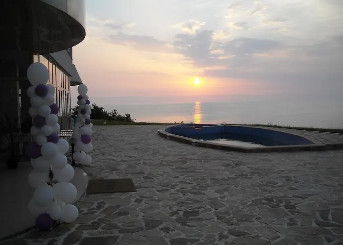 Hotel Romance Kiten (Burgas)