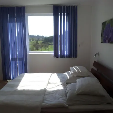 Hotel Romance